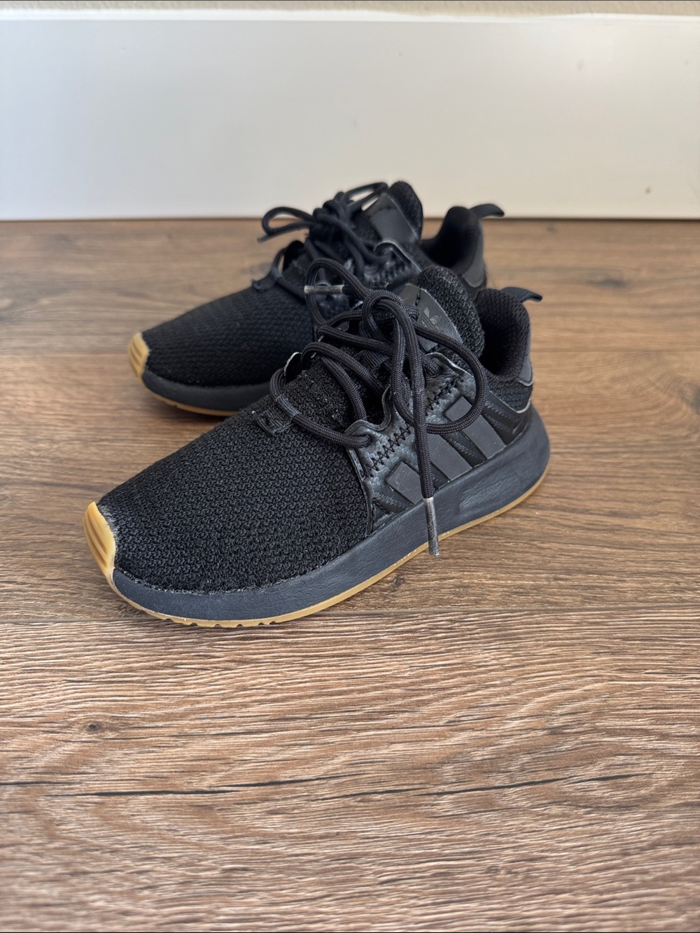 adidas Kids Black Sneakers with Gum Sole 11